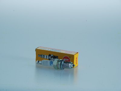 Sparkplug 24V NGK DCPR8E Sparkplug 24V NGK DCPR8E